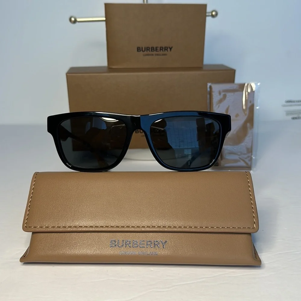 Burberry BE4293 380687 Sunglasses Men's Top Black-Vintage Check/Grey 56-17-145